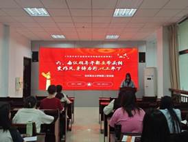 餐厅里的人们AI 生成的内容可能不正确。