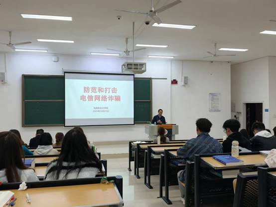 1df758c9853e2bdc44dd9bbe74a31db4